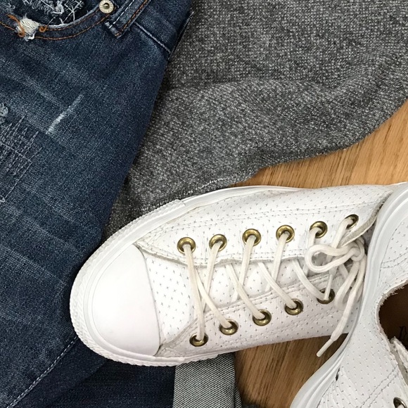 Converse Shoes - Converse white leather low tops